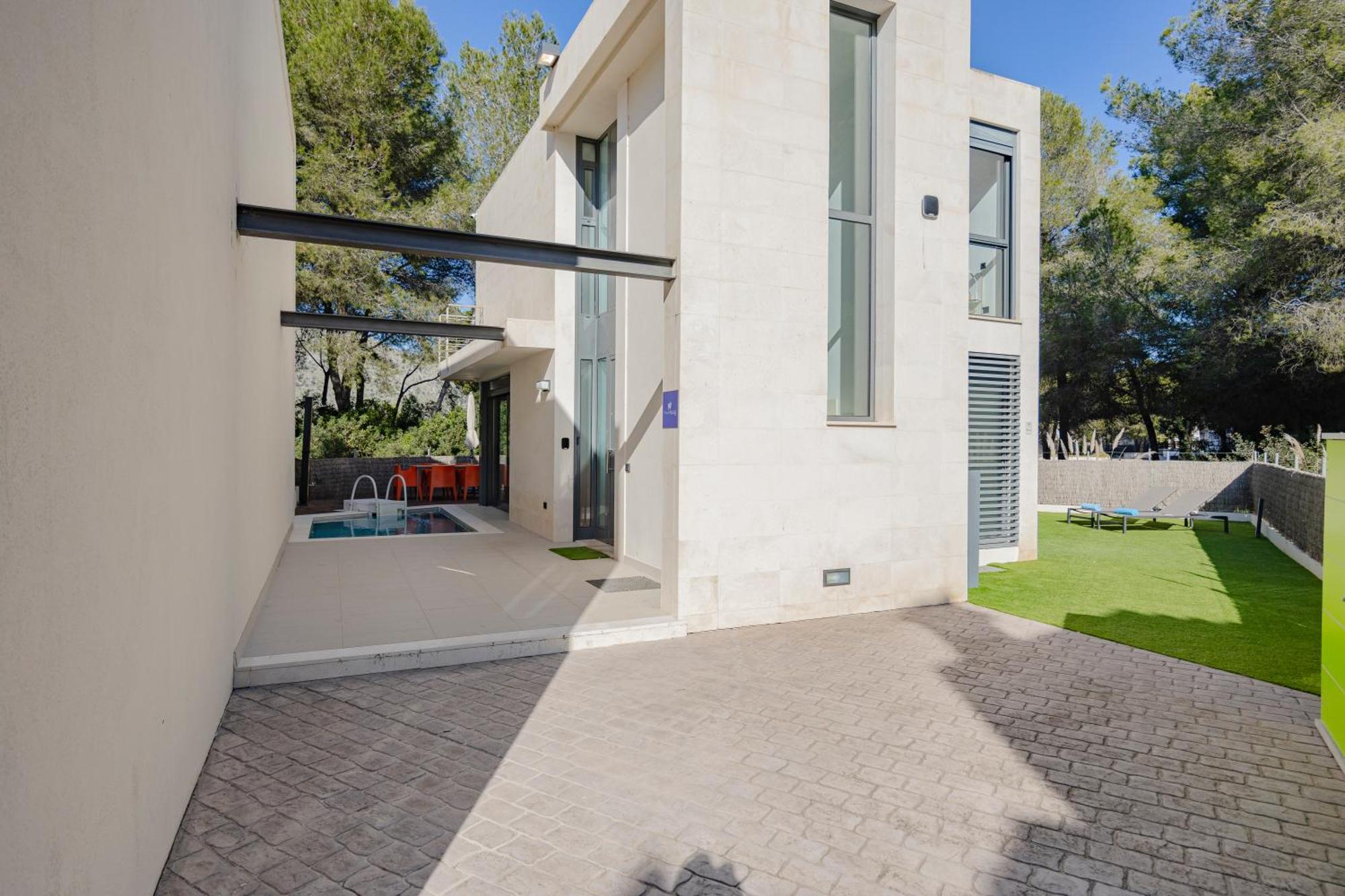 Villa Pam Beach House Playa De Muro - 200M To Beach With Hot Tub Alcudia  Luaran gambar
